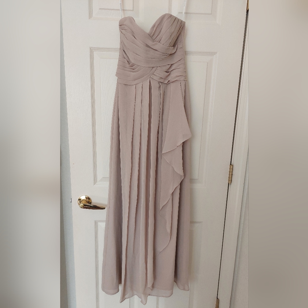 David's Bridal Blush Strapless Gown